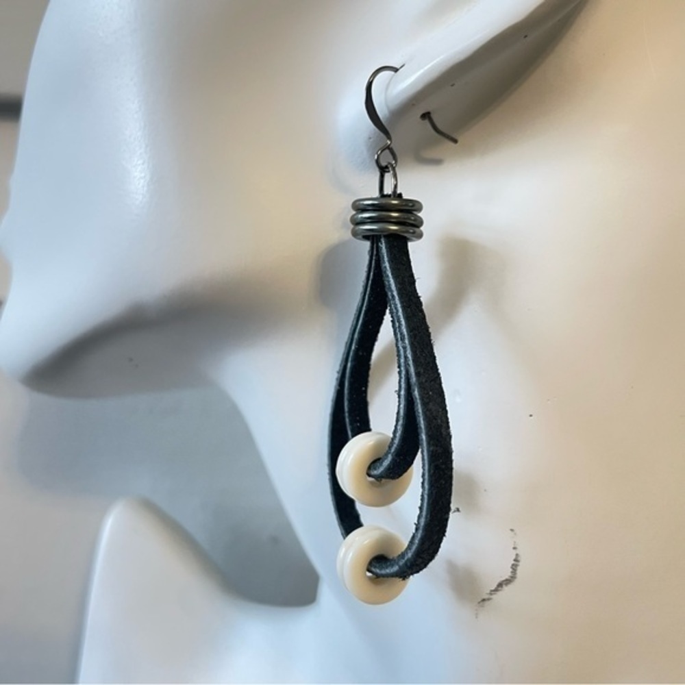 2/$29 Handmade Black Leather Teardrop Hoop Statement Earrings Cream Acrylic - Picture 3 of 5